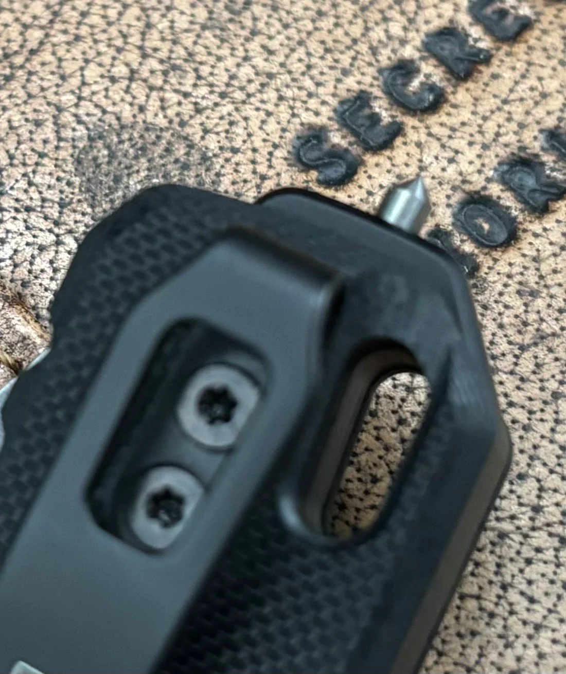 NEW Kershaw Bel Air XL-EMT 6110EMT Magnacut Blade with Duralock and Black G10 Handles and Glass Breaker - Image 3