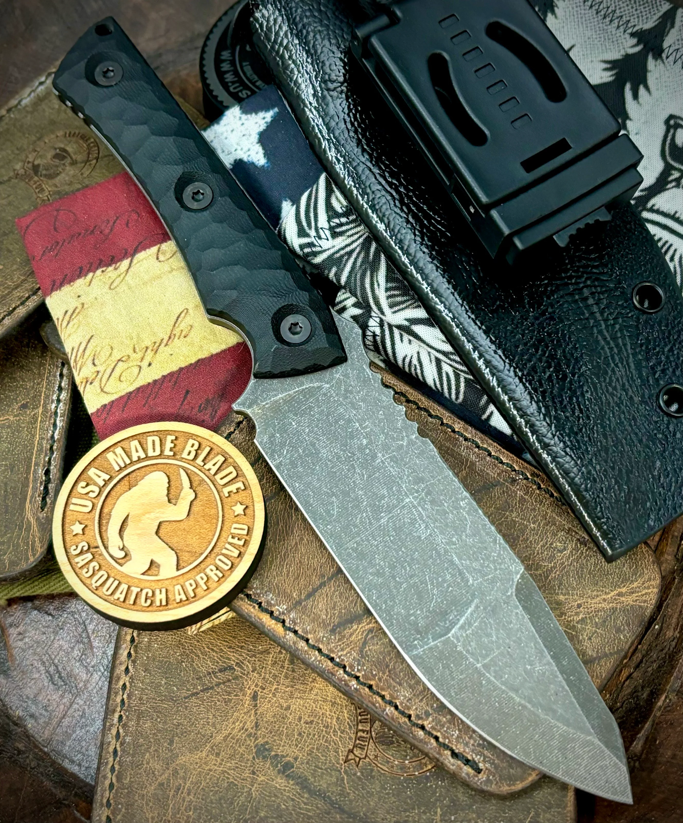 No7 Knife Company Hostile with Rock Pattern Black G10 and Dark Stonewashed Nitro-V Steel - Image 2