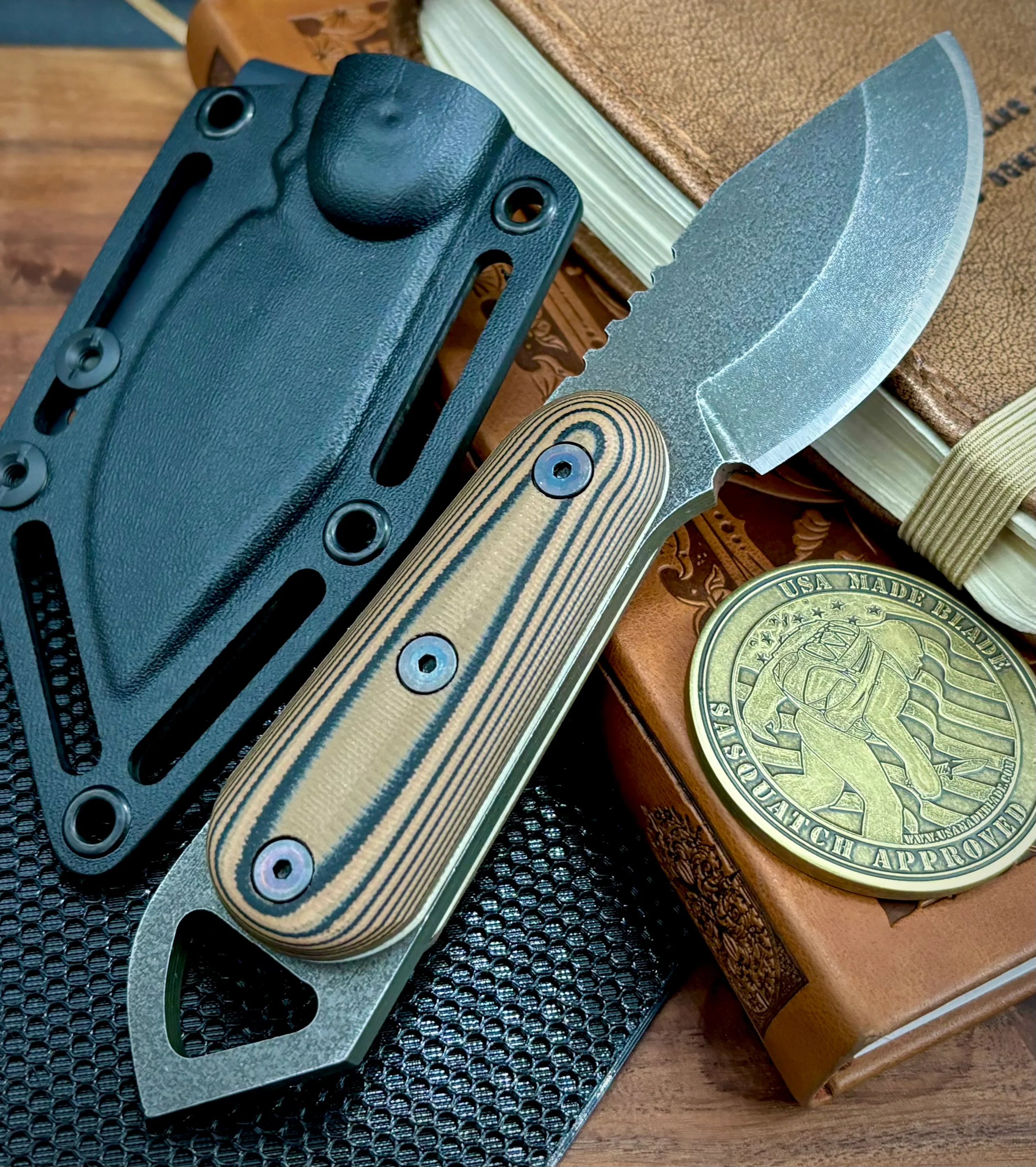 Shed Knives Skur with Atlantic Coyote/Black G10 Handles and 154-CM Steel - Image 2