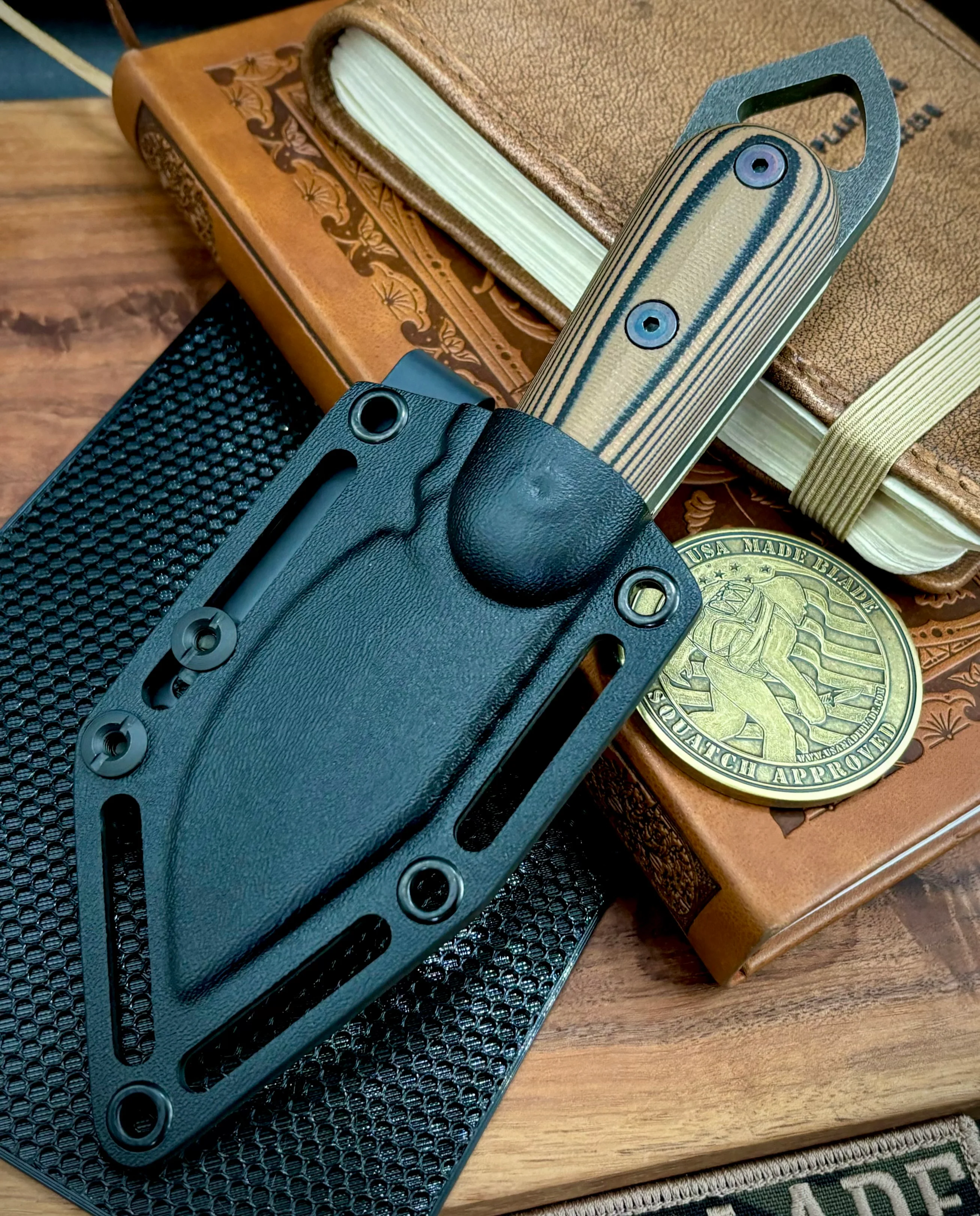 Shed Knives Skur with Atlantic Coyote/Black G10 Handles and 154-CM Steel - Image 3