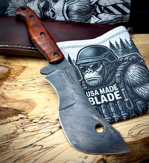 T.M. Hunt M14 #107 Brown Curly Maple Handles with Forced Patina O1 Tool Steel and Leather Sheath - Image 2